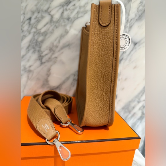 Hermes MiNi Evelyne Leather Crossbody, Shoulder Women's Bag, BNIB - Picture 6 of 13